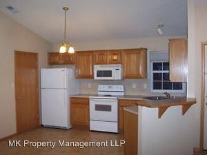 Building Photo - 617 Goodrich Dr