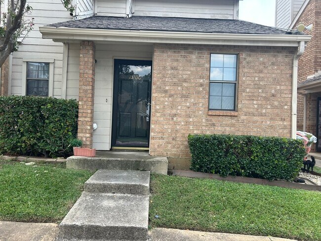 Foto del edificio - 3635 Garden Brook Dr