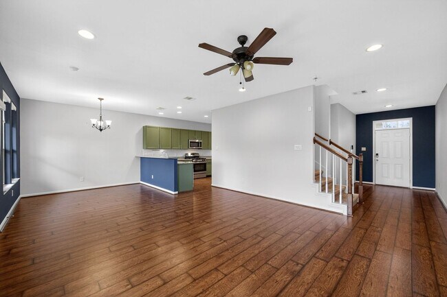 Foto del edificio - 17019 Wilthorne Gardens Ct