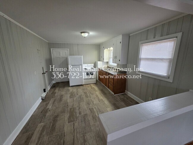 Foto del edificio - 2418 Newark St