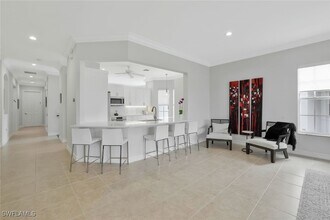 Building Photo - 5030 Blauvelt Way