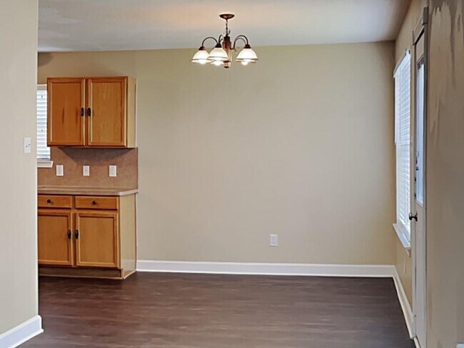 Building Photo - 14231 Bonham Oaks Ln