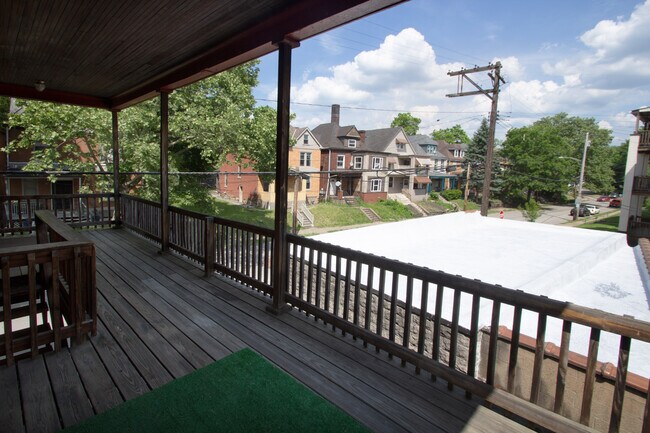 Foto del edificio - 303 S Trenton Ave