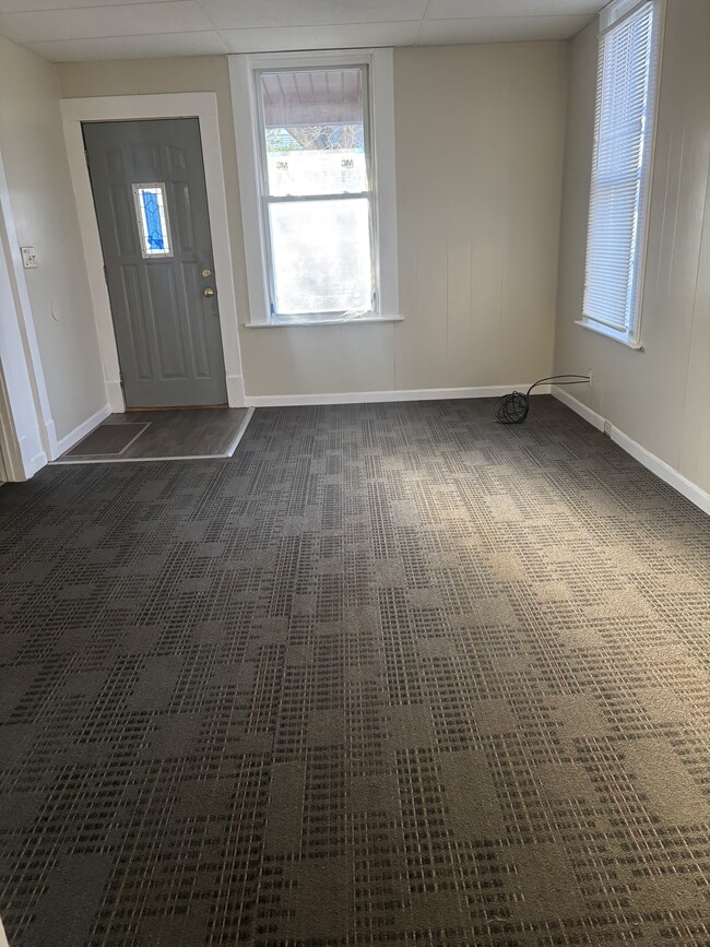 Foto del edificio - 957 Dorchester Ave SW