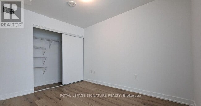 Building Photo - 1195 The Queensway