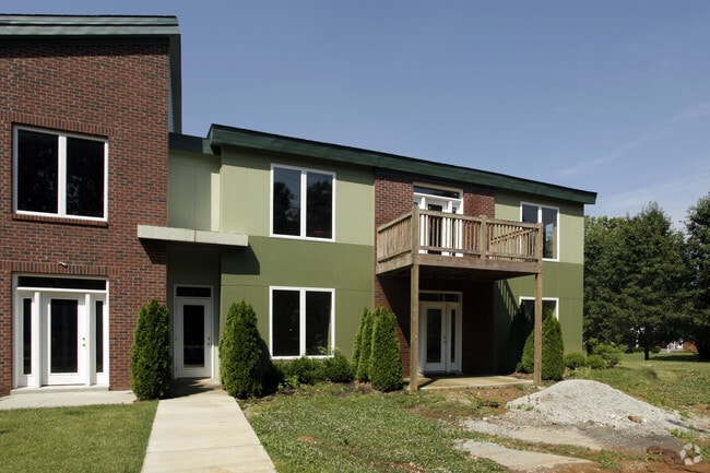 Foto del edificio - 328 N Birchwood Ave