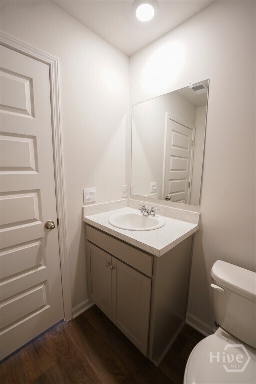 Building Photo - 138 Painted Lady Lp