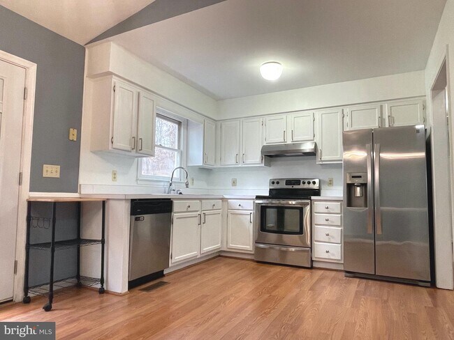 Building Photo - 3112 Brown Hill Dr