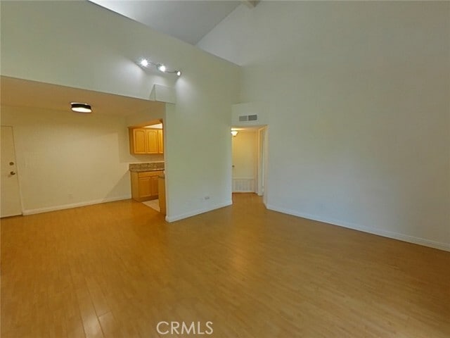 Building Photo - 10903 Camarillo St