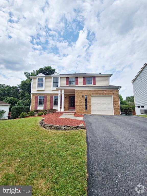 Building Photo - 10917 Outpost Dr