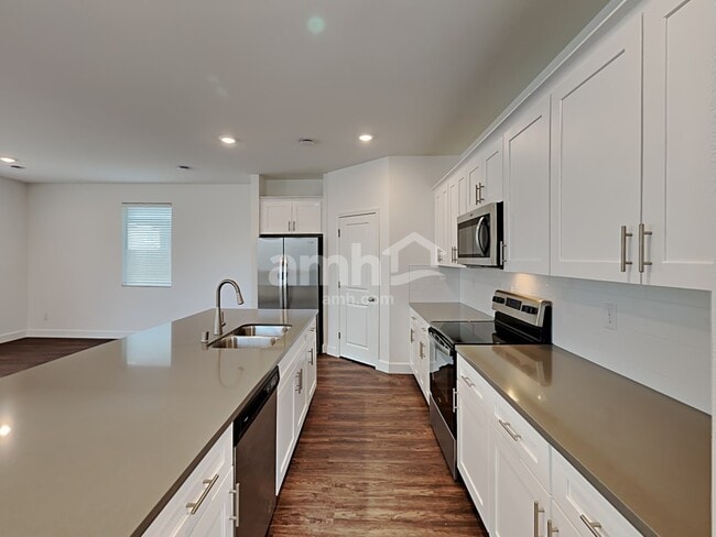 Building Photo - 9124 Crocker Pt Ct