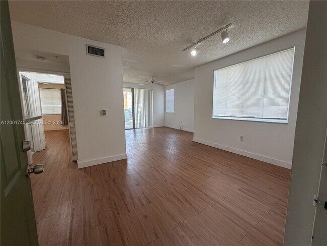 Foto del edificio - 2160 E Preserve Way