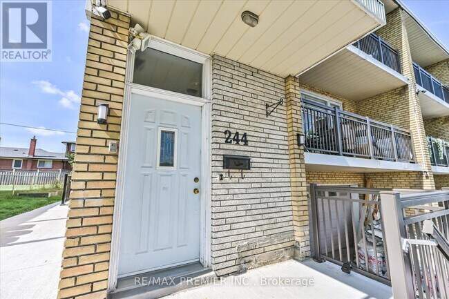 Building Photo - 244 Wilmington Ave
