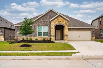 Building Photo - 2821 Grizzly Rd