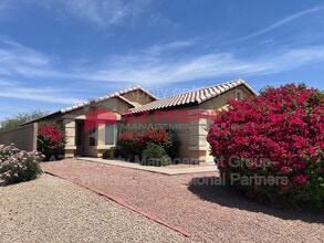 Building Photo - 14916 W Ventura St