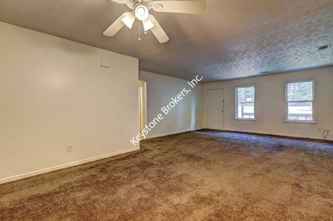 Building Photo - 2492 Whitehead Pl Dr