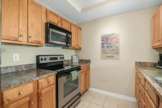 Palms at Waters Edge 3336-J8 - Palms at Waters Edge 3336-J8 Apartment