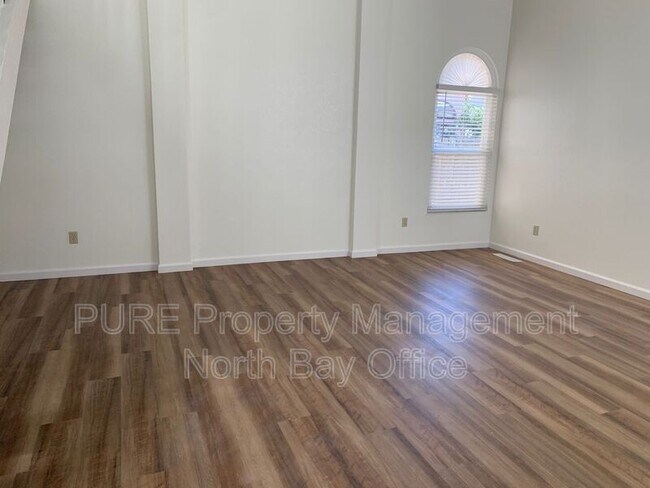 Building Photo - 7550 Monet Pl