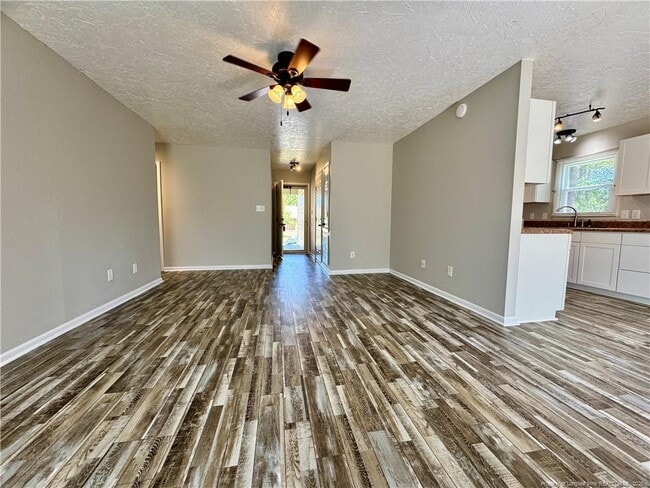 Foto del edificio - 3323 Balero Ct