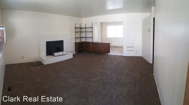 Building Photo - 3 br, 2 bath House - 1300 ROBERTS ST