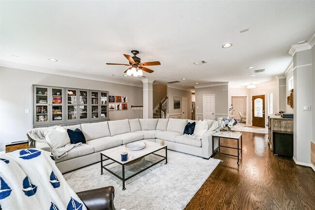 Building Photo - 5113 Inker St