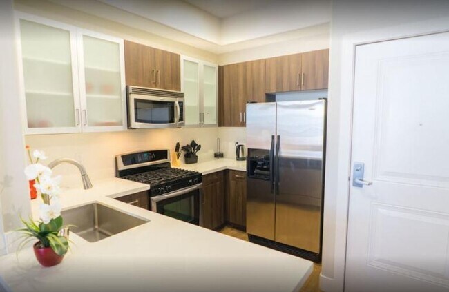 Foto del edificio - 1041 Glendon Ave