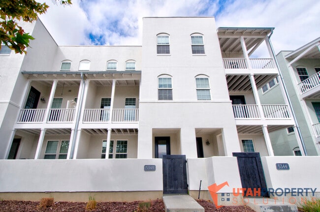 Photo - 5348 W South Jordan Pky Townhome