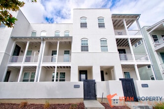 Building Photo - 5348 W South Jordan Pky