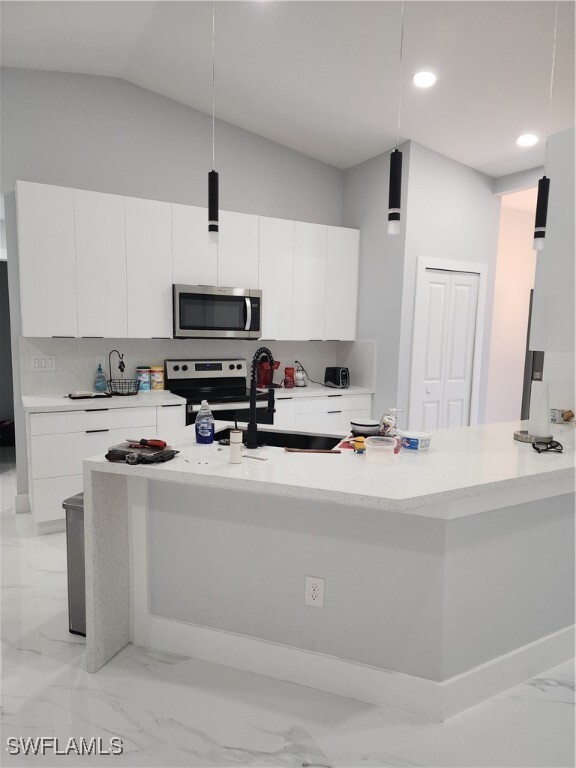 Foto principal - 506 Maple Ave N