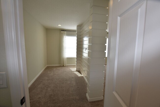 Foto del edificio - Two story Greenwich Builders Model Home at...