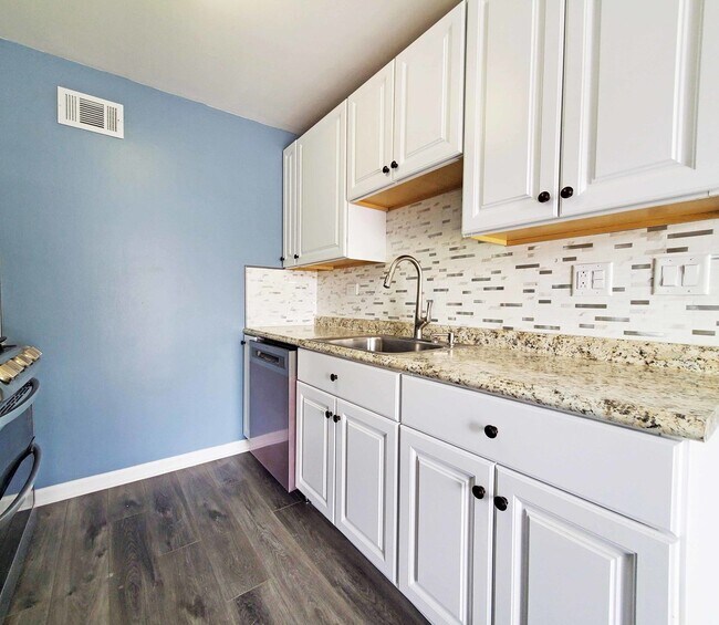 Foto del edificio - 1223 Quincy Ct