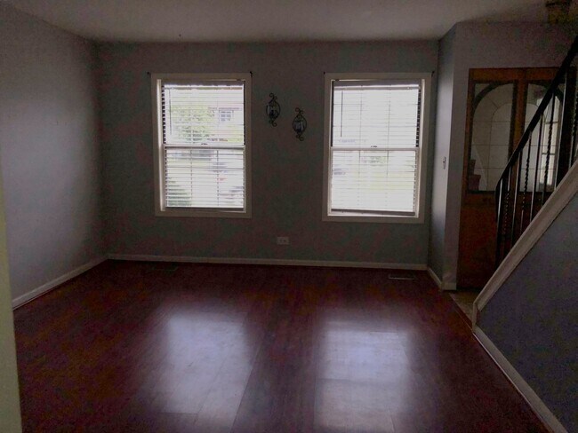 Building Photo - 1784 DeForest Ln
