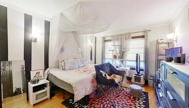 Building Photo - 1925 Grove Ave