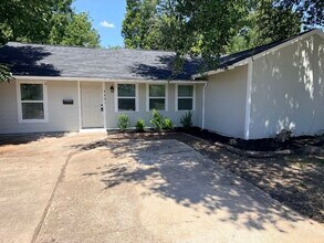Building Photo - 4931 Cosby St