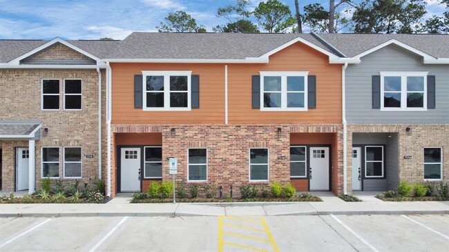 Building Photo - 5262 Ella Blvd