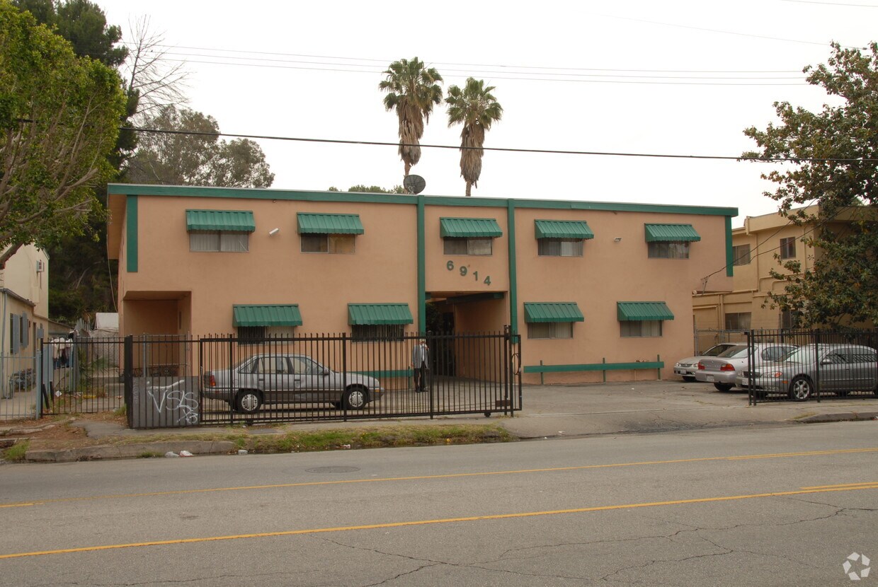 Building Photo - 6914 Fulton Ave