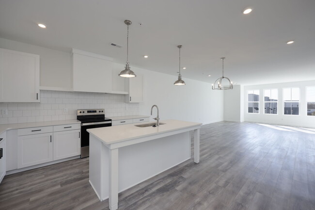 Kitchen and Living Room - 2026 Edison Park Ln