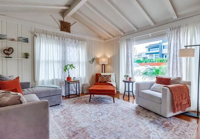 Building Photo - NO MIN CREDIT SCORE REQUIRED, BK OKAY, PAS...