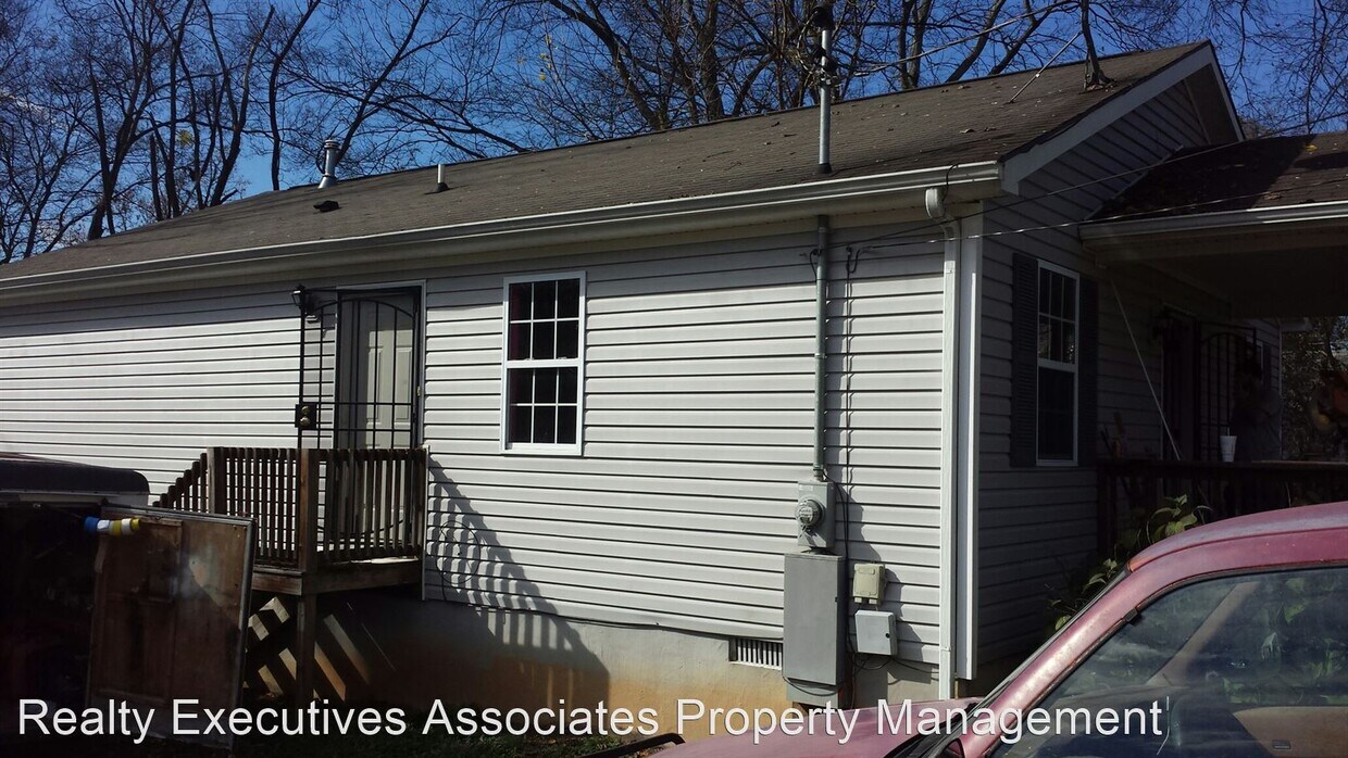 Primary Photo - 3 br, 1.5 bath House - 503 Houston Street