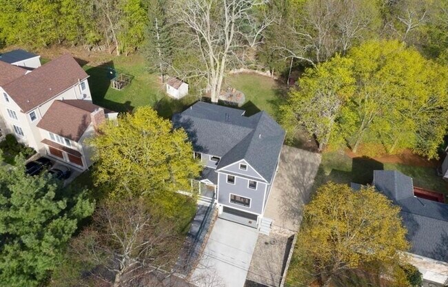 Building Photo - 57 Winford Way