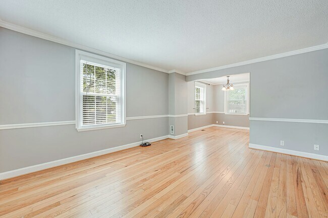 Foto del edificio - 3096 S Woodrow St