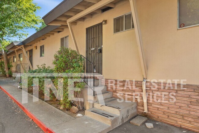 Building Photo - 5340 El Camino Ave