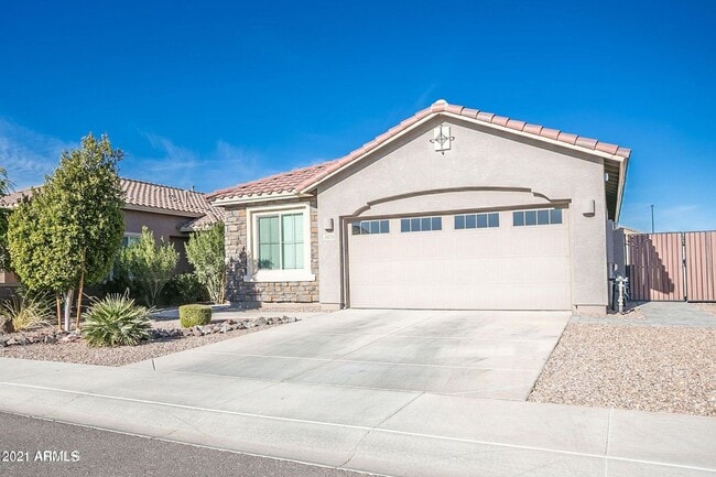 Building Photo - Gorgeous Home In Layton Lakes Community! Must See!