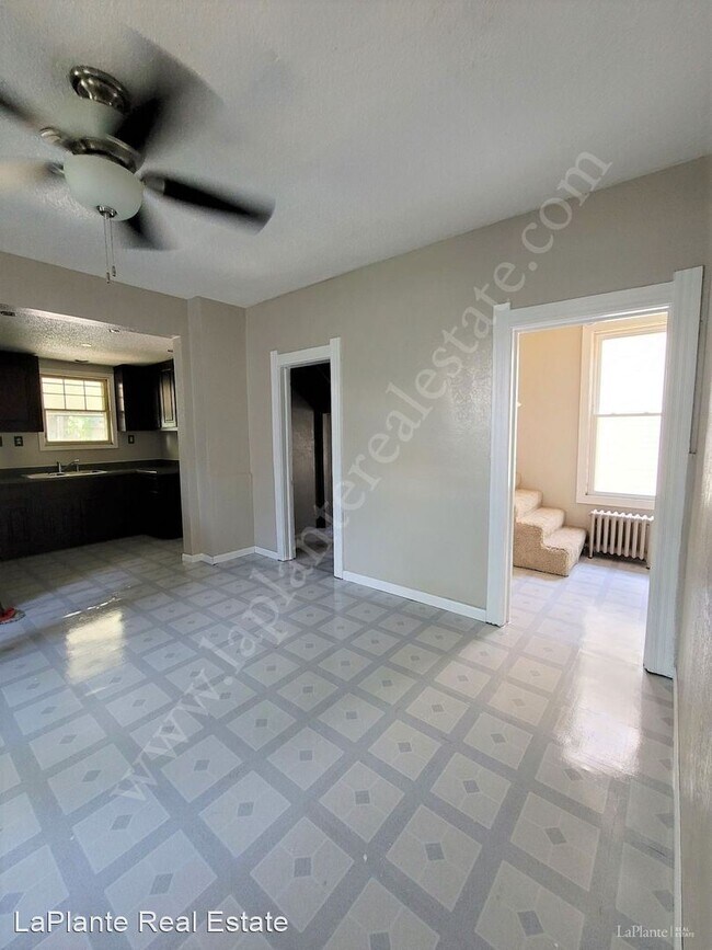 Building Photo - 3 br, 1 bath House - 1517 Tecumseh St.