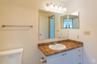 1BR, 1BA - 800SF - Breckenridge Apartments