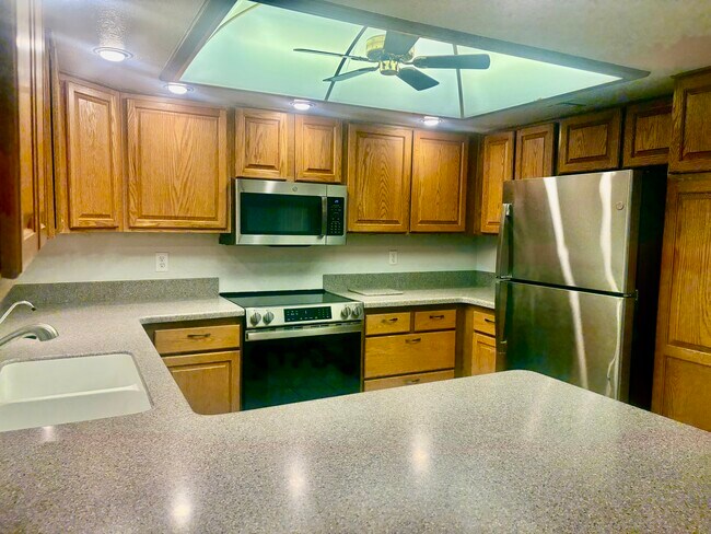 Foto del edificio - 12212 N Paradise Village Pkwy W