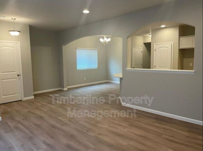Building Photo - 4039 Meron Pt