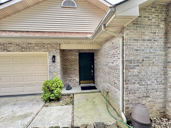 Building Photo - 124 Agoli Way