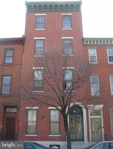 Building Photo - 1906 Fairmount Ave