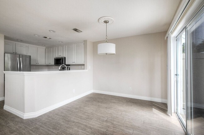 Foto del edificio - 3Bed/2.5Bath in Alacima Community~ Los Alamos